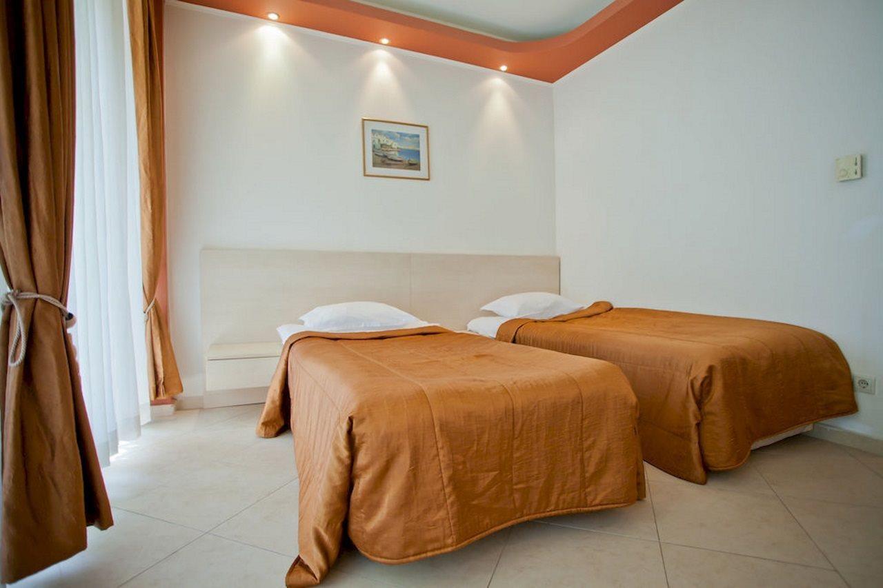 Family Hotel Gold Pearl (Adults Only) Sunny Beach Ngoại thất bức ảnh