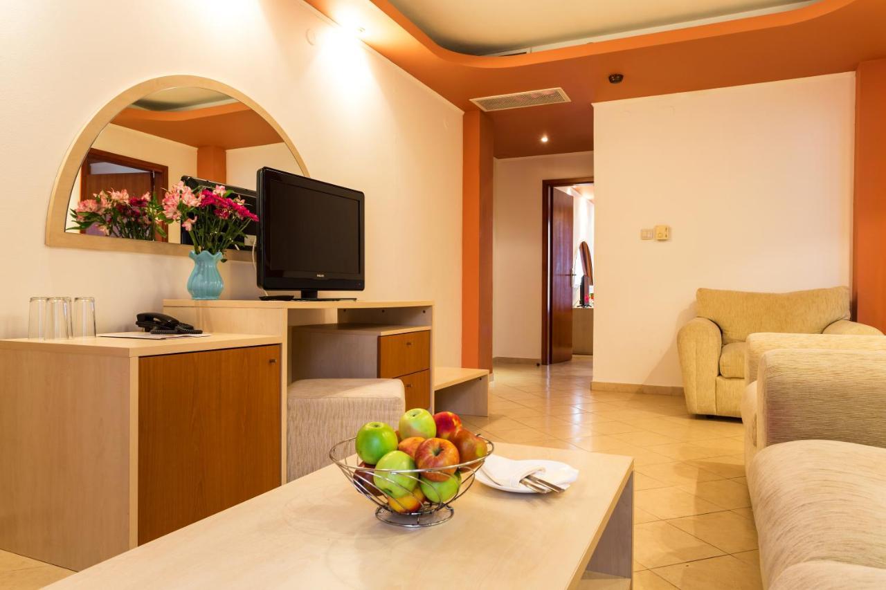 Family Hotel Gold Pearl (Adults Only) Sunny Beach Ngoại thất bức ảnh