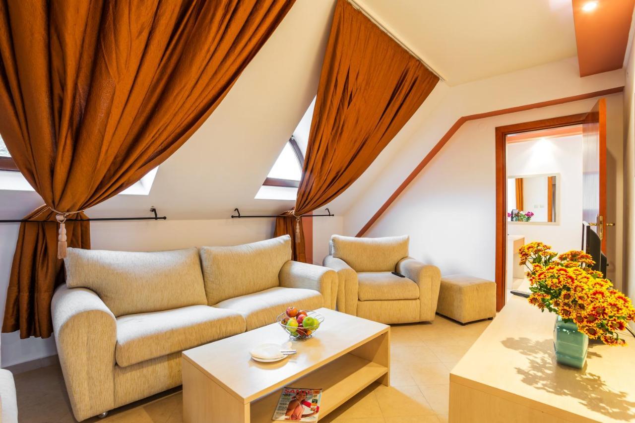 Family Hotel Gold Pearl (Adults Only) Sunny Beach Ngoại thất bức ảnh