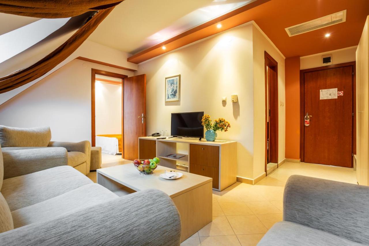 Family Hotel Gold Pearl (Adults Only) Sunny Beach Ngoại thất bức ảnh